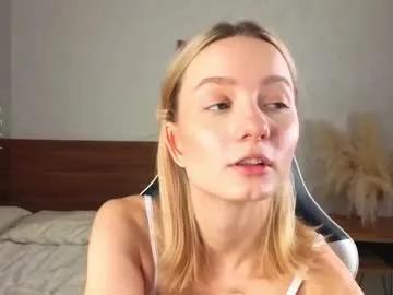 Freechat minnietammy on Chaturbate