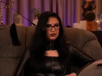 mistresskellykent on Chaturbate