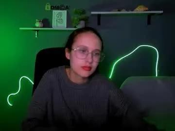 mona_cloud on Chaturbate