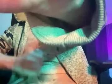 Freechat mount_vesuvius on Chaturbate