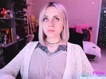 Freechat nanitamoore on Chaturbate