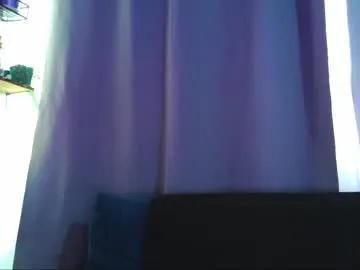 naughty_em_17 on Chaturbate