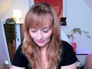 naughtymilane on Chaturbate