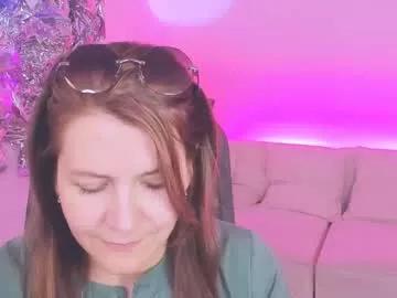 nicolehits on Chaturbate