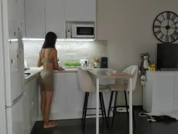 Freechat nilliluv on Chaturbate