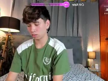 novaybrian on Chaturbate