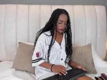 nymzieloren on Chaturbate