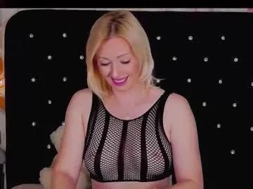 oliviashaw23 — Oliviashaw23's room                                                       #wifematerial #mature #roleplay #blueeyes #sph