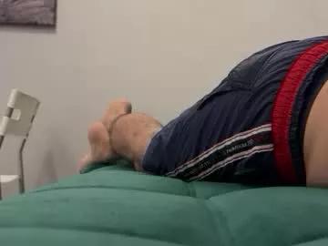 pantyhoselover8den on Chaturbate