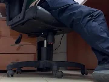 pantyhoselover8den on Chaturbate