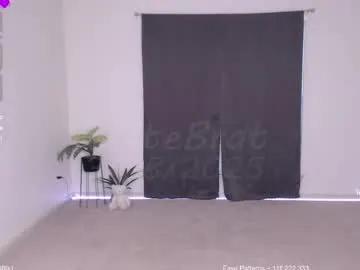 petitebrat on Chaturbate
