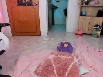 redlu_1 on Chaturbate