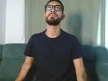 Freechat reypablo1 on Chaturbate