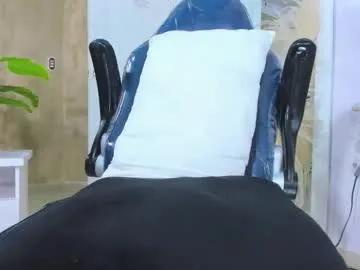 ricobrown777 — GOAL: Show cum  [747 tokens remaining] Horny Mind with a HOT body waiting for some help to get fun Don't miss my GOLS & games here I am for you  #ebony  #bigass  #18  #bigcock  #bbc  STAR # latin