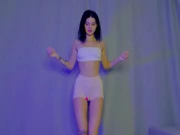 rinacain on Chaturbate