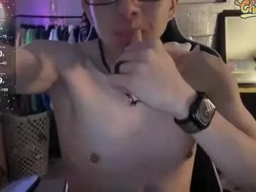 Freechat robertcicijr21 on Chaturbate