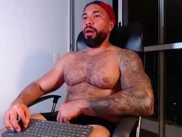 roman_muscle_ on Chaturbate