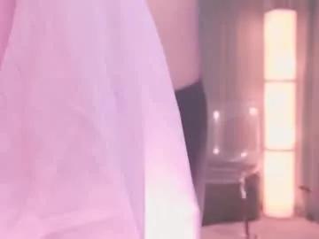 rousse_elodie — Pantyhose's teaser with my bigg ass - Nylon & feet I'm Rousse, new here and ready for meet amaing people and open mind - #anal #fuckmachine #nylon #pantyhose #squirt