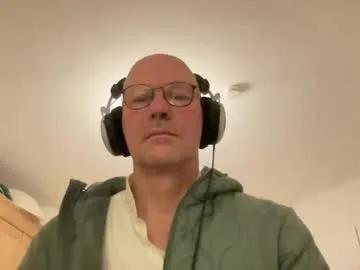 Freechat santaclausonice on Chaturbate