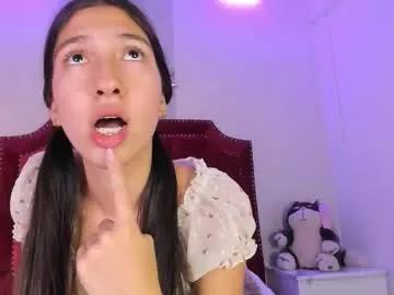 sara_collinss__ on Chaturbate