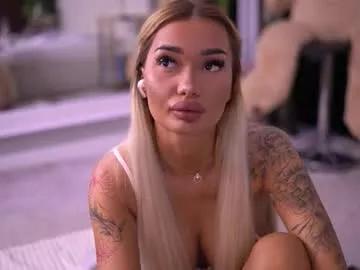 sashaferrera on Chaturbate