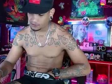 sexo_aharon —  Cum show    #party #smoke #bi #c2c #lovense #cum #latino #daddy #bbc [610 tokens remaining]
