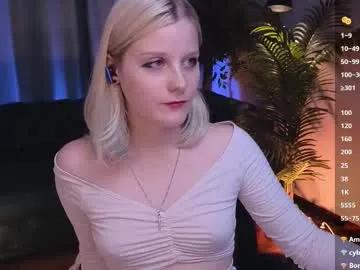 Freechat shinejoan on Chaturbate