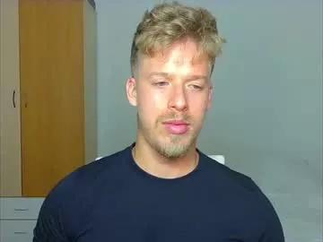 shirtless_dj on Chaturbate