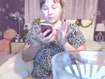 Freechat squirtyjess on Chaturbate