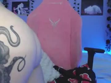 superbdolls on Chaturbate