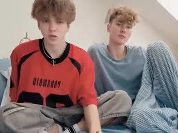 Freechat swoopyboy on Chaturbate