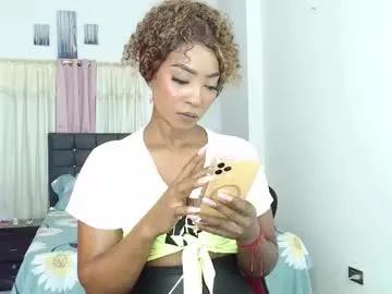 talianamoreno on Chaturbate