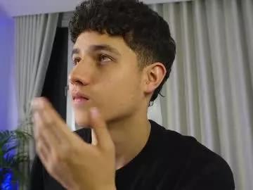 Freechat theohawke_ on Chaturbate