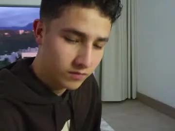 Freechat theohawke_ on Chaturbate