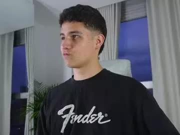 Freechat theohawke_ on Chaturbate