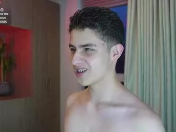 Freechat theohawke_ on Chaturbate