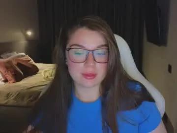 tutti_frutti_ on Chaturbate
