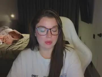 tutti_frutti_ on Chaturbate