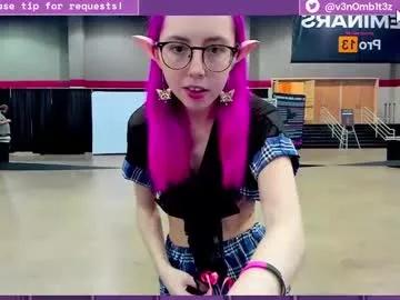 Freechat v3n0mb1t3z on Chaturbate