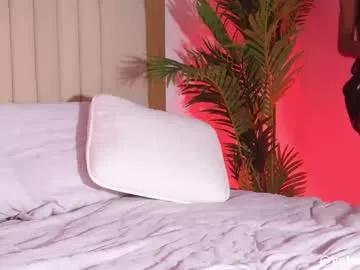 valery_swan1 on Chaturbate