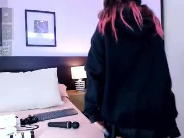 vi_anaya on Chaturbate