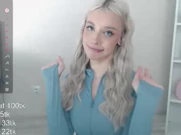 vickyfuckingdoll on Chaturbate