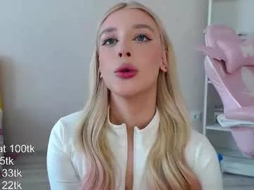 vickyfuckingdoll on Chaturbate
