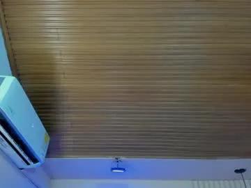 viiolett_lee on Chaturbate