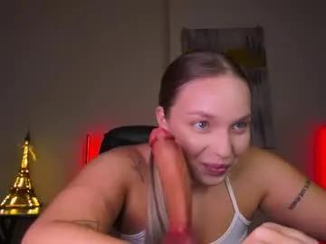viollasinzz on Chaturbate