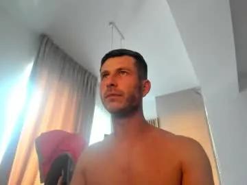 Freechat whisperoflust on Chaturbate