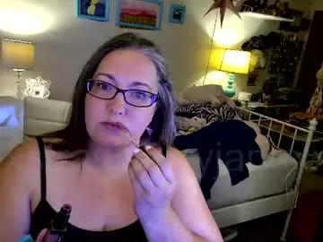 xxstrawberryjanexx on Chaturbate