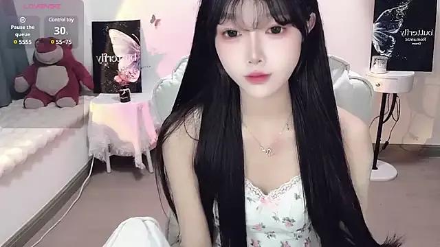 -EEBABY on StripChat