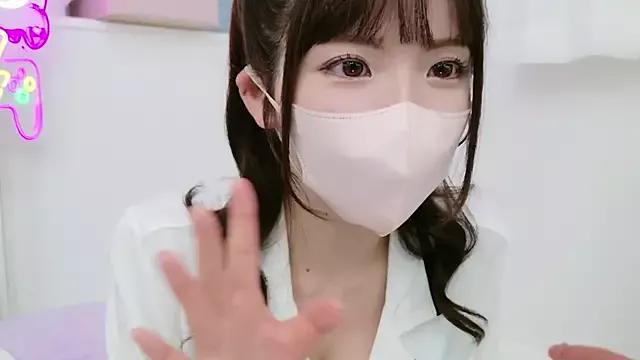 -minami- on StripChat