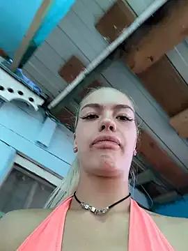 Freechat -Sexy_Barbie- on StripChat